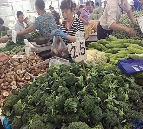 强降雨致十余省菜价上涨 多部委部署保障供应