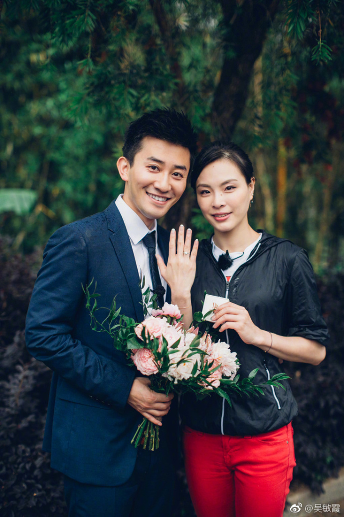 "跳水女皇"吴敏霞结束8年恋爱长跑终嫁人!邓超送祝福