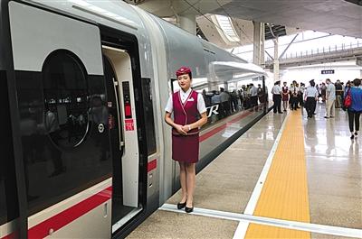 京沪高铁9月起时速提至350公里 两地4.5小时可到达