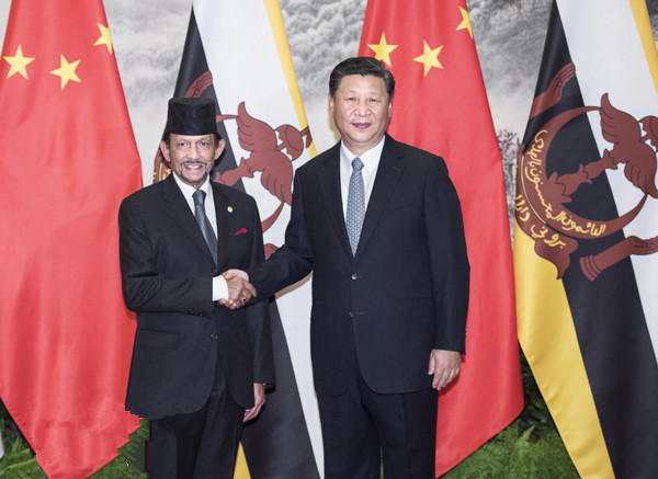 习近平同文莱苏丹哈桑纳尔举行会谈