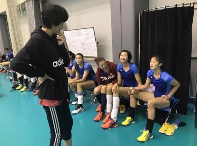 她是郎平钦点魏秋月接班人 女排大手术二传非她莫属