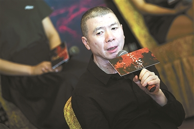 《芳华》撤出国庆档 冯小刚：我的心情有些悲壮