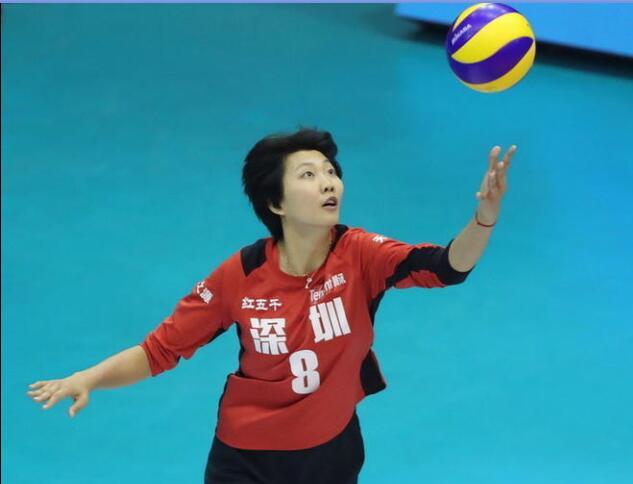 2米天才20岁升级当真核 获郎平特训联赛抢戏张常宁