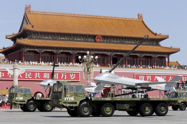 美媒称中国军用无人机风靡全球 将净赚220亿美元