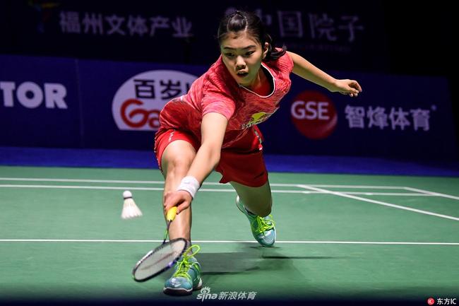 韩大师赛国羽小花女单夺冠 李龙大复出止步四强
