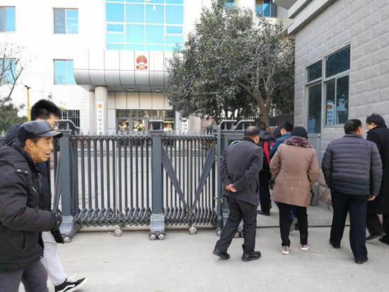 聊城病房命案开庭：嫌犯在婚恋网疑用化名结识被害女子