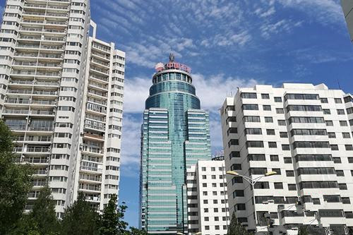 资料图:北京市亚运村北辰附近某小区楼外景。<a target='_blank' href='http://www.chinanews.com/' >中新网</a> 程春雨 摄 资料图:北京市亚运村北辰附近某小区楼外景。<a target='_blank' href='http://www.chinanews.com/' >中新网</a> 程春雨 摄