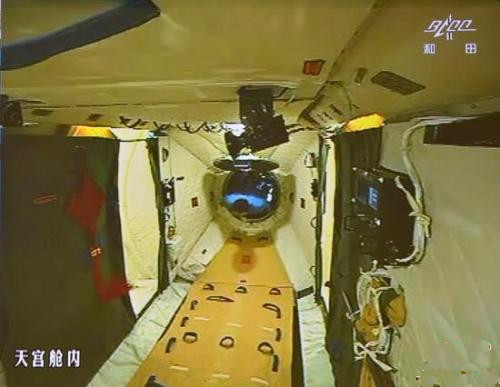 天宫一号目标飞行器将再入大气层 落入指定海域(图)