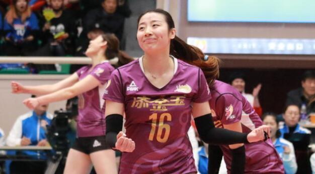 女排昔日MVP逆袭亮新绝技冲冠 郎平盼来新魏秋月？