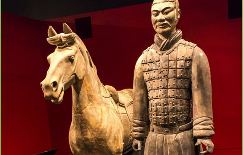 美国费城就兵马俑展出时受损致歉