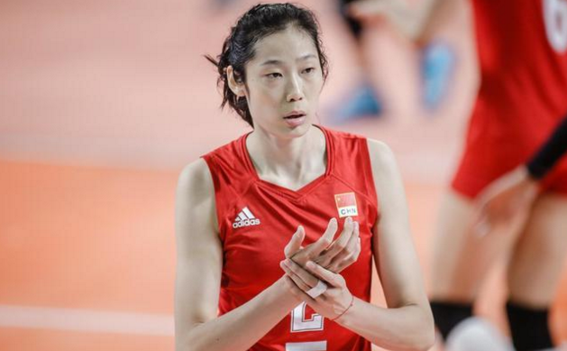 朱婷展现高情商：中国女排没有主力替补 只有先发后发