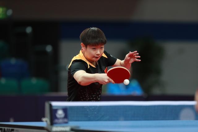 国乒两大伊藤美诚克星突围！18岁新星两胜日本小将