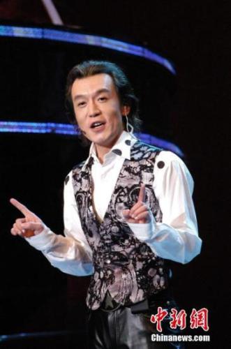 李咏。<a target='_blank' href='http://www.chinanews.com/'>中新社</a>发 王志德 摄 图片来源:CNSPHOTO 李咏。<a target='_blank' href='http://www.chinanews.com/'>中新社</a>发 王志德 摄 图片来源:CNSPHOTO