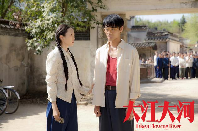 《大江大河》轻松问鼎年度剧王 为啥80后、90后会追着看？