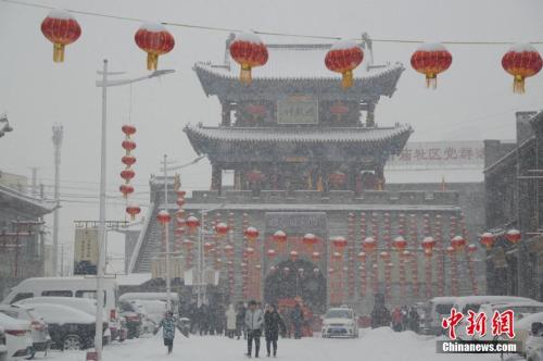全国迎入冬以来最大范围雨雪 专家析成因影响