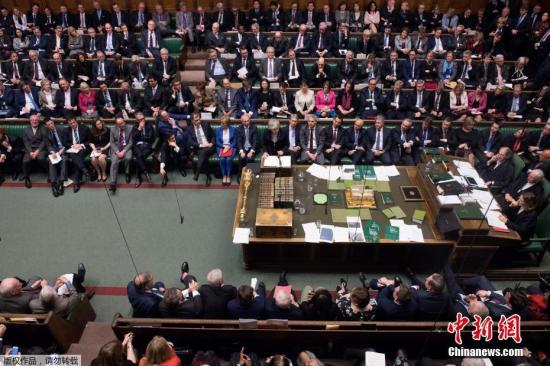 英欧互不让步 “脱欧”难破僵局为英国经济蒙上阴影