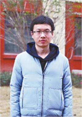 朋友圈晒娃又被“顶”上热搜 如何合理晒娃？