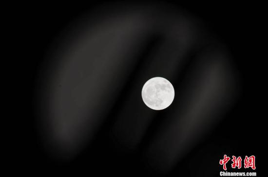 美2024年前重返月球：雄心勃勃还是夸夸其谈？