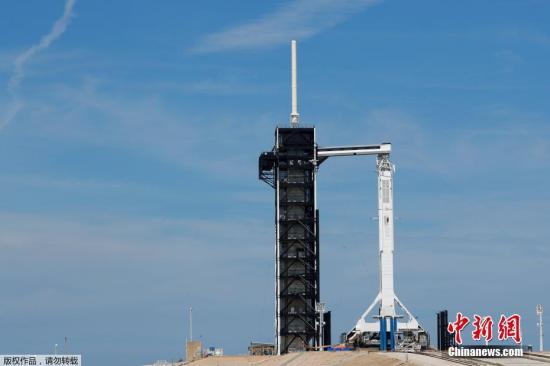 SpaceX测试发生事故 载人“龙”飞船几乎被摧毁
