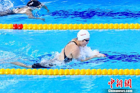 叶诗文在比赛中 陈骥旻 摄 叶诗文在比赛中 陈骥旻 摄