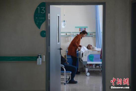 十部委：严控公立医院数量 为社会办医留足发展空间