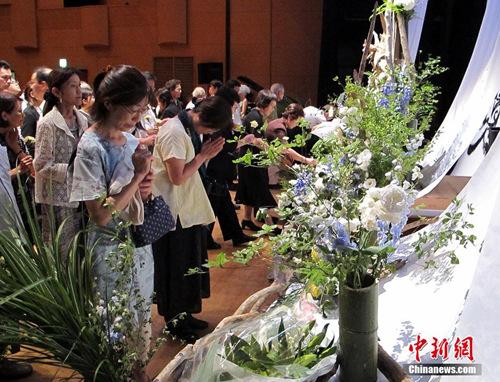 资料图:当地时间2017年7月27日,日本神奈川县在相模湖交流中心举行追悼会,悼念二战时期死难的韩国等国劳工。<a target='_blank' href='http://www.chinanews.com/'>中新社</a>发 王健 摄 资料图:当地时间2017年7月27日,日本神奈川县在相模湖交流中心举行追悼会,悼念二战时期死难的韩国等国劳工。<a target='_blank' href='http://www.chinanews.com/'>中新社</a>发 王健 摄