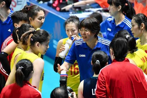 郎平复评女排比赛：对手很陌生，发球失误较多