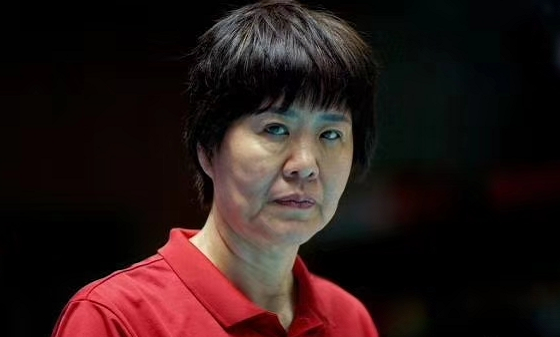 中国女排登上《新闻联播》！欧阳夏丹：女排精神才是永远的爱豆