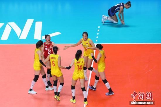 女排世界杯：中国女排3:0喀麦隆迎两连胜