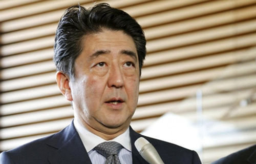 日本首相安倍晋三表示希望日中关系保持目前势头