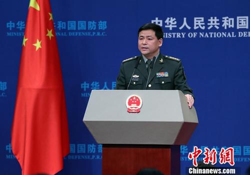 国防部：驻港部队参与清理路障是社会公益行为