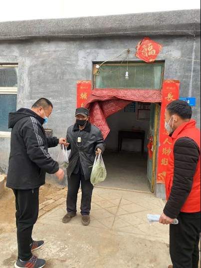 ​【侯营镇文明实践站】严防疫情，实践站志愿者开展“上门服务”