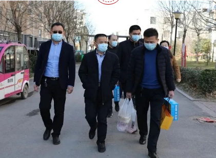 点赞幕后英雄 共筑坚强后盾 ——聊城市光明眼科医院领导慰问援鄂医护人员家属侧记