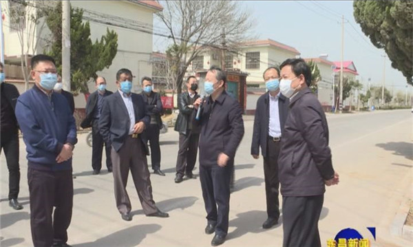 我区对林业生产、农村人居环境整治工作进行现场观摩评比