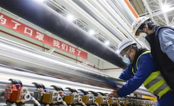 振奋！我国自主研制新型高端熔喷布机组投用
