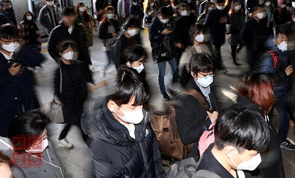 韩国新增110例新冠肺炎确诊病例，累计7979例