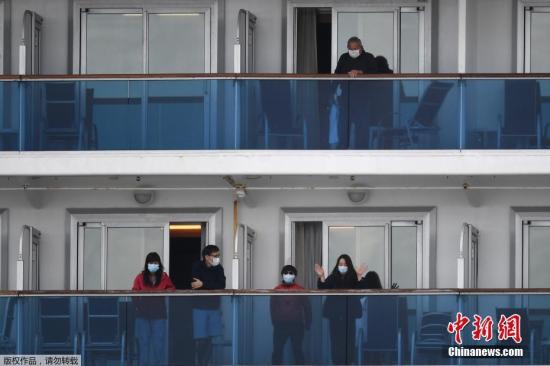“钻石公主”号获准暂靠马来西亚 百余新船员不下船