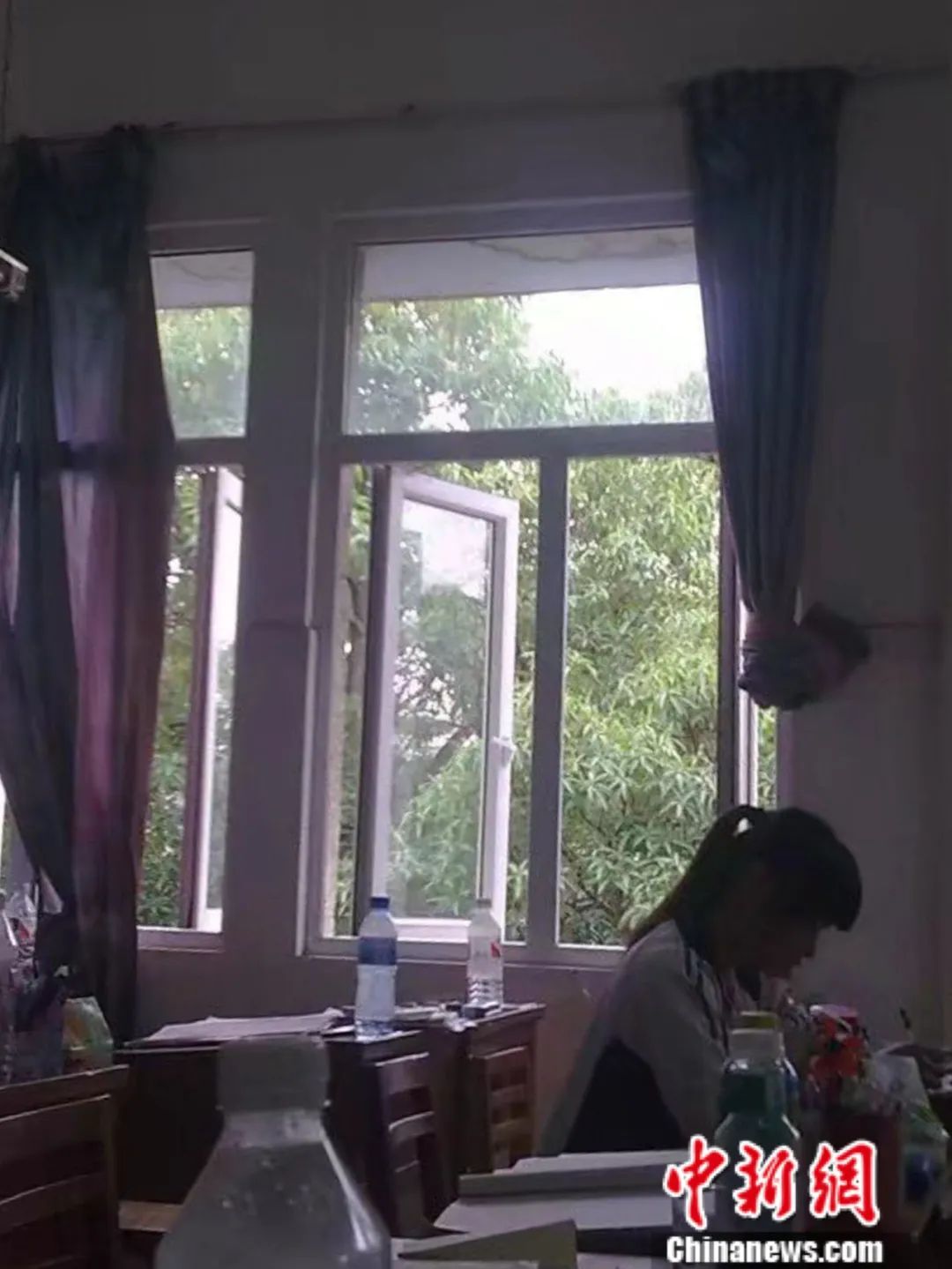 点击进入下一页
