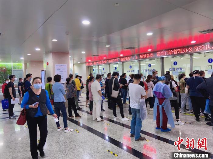 武汉最后一所新冠肺炎定点医院恢复正常诊疗秩序