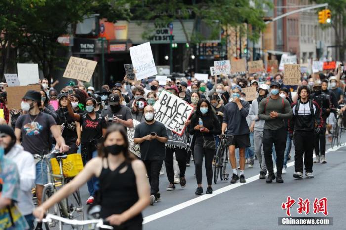美专家称新冠病毒是“最可怕噩梦” 又一国家病例清零