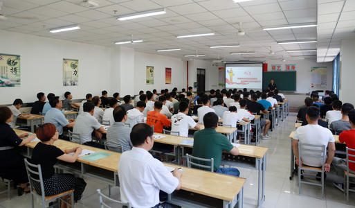 以学生为本！湖南一高校搭建网络思政学习平台“青马在线”