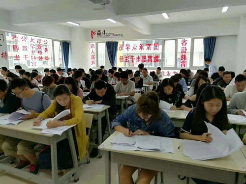 教师继续教育培训不能搞形式主义