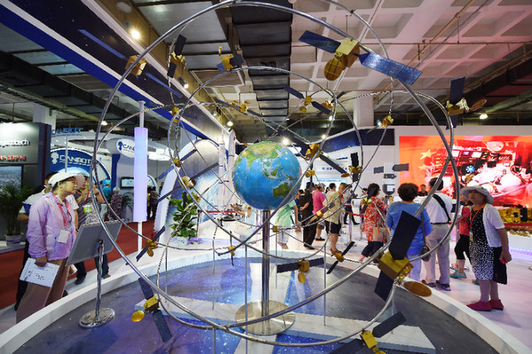 航天科技五院：“中国坐标”闪耀星空