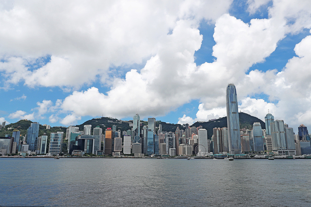 综述：全国人大常委会相关决定有益香港同心协力集中抗疫