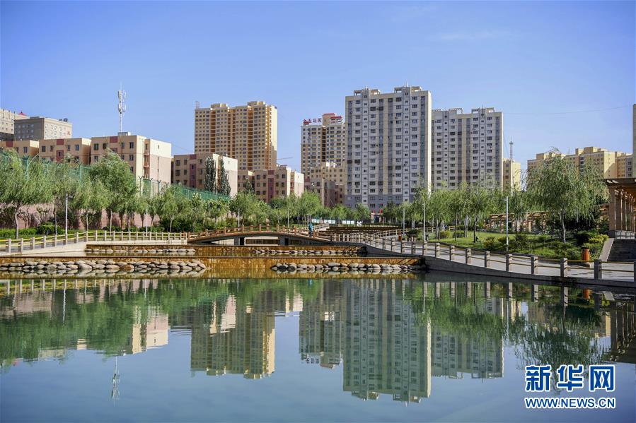 （新华全媒头条·图文互动）（8）旗引天山南北 谱写发展新篇——以习近平同志为核心的党中央关心新疆工作纪实 