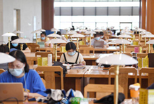 让更多优秀人才重回教师队伍