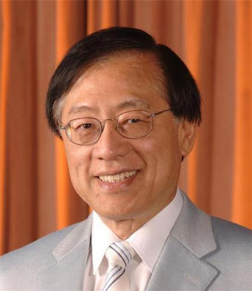 74岁科学家，卖美国房子，辞去终身教授，踏上回国路，后悔没早回