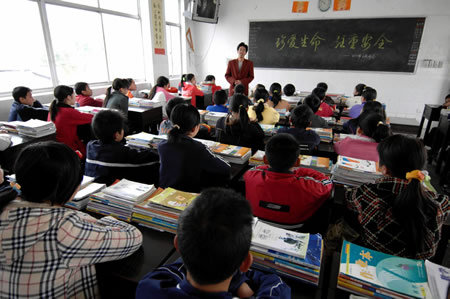 在乡村课堂重识家乡