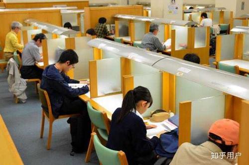 共享自习室成为创业热门之一 你会为学习氛围买单吗？