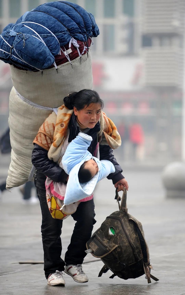 11年前那位感动中国的“春运母亲”，找到了！